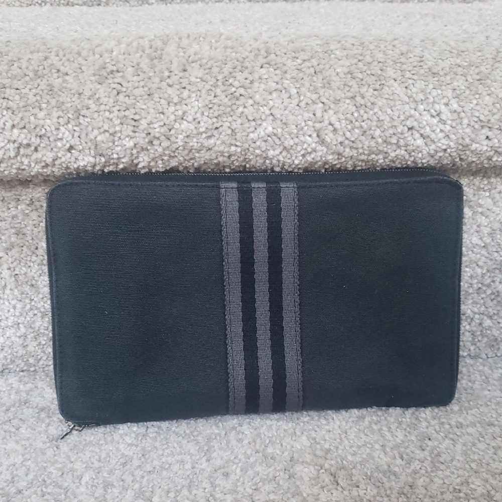 Black and Gray Men's Hermes Large Zippy Wallet